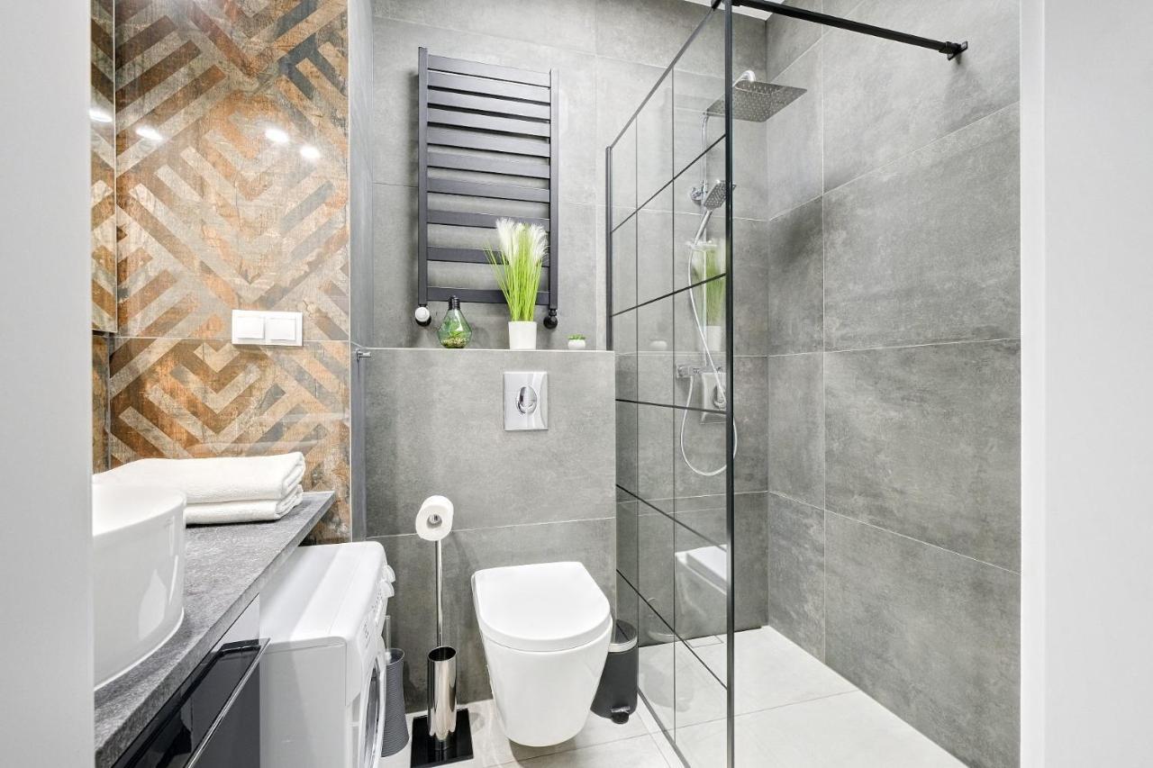 Апартаменти Targowa 10 Luxury Studio Варшава Екстер'єр фото